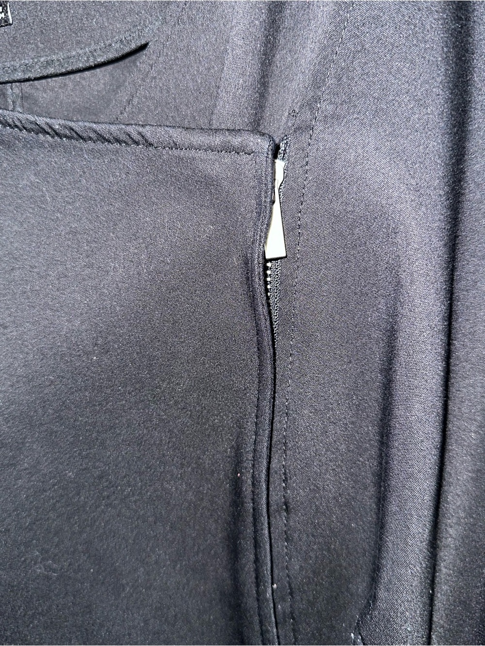 Lane Bryant 12 Black Ruffle-Hem Zip Pocket Jacket size 12 - Picture 4 of 7